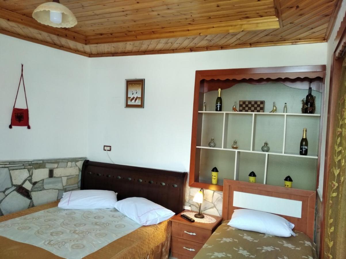 Guest House Bake Gjirokastër Buitenkant foto