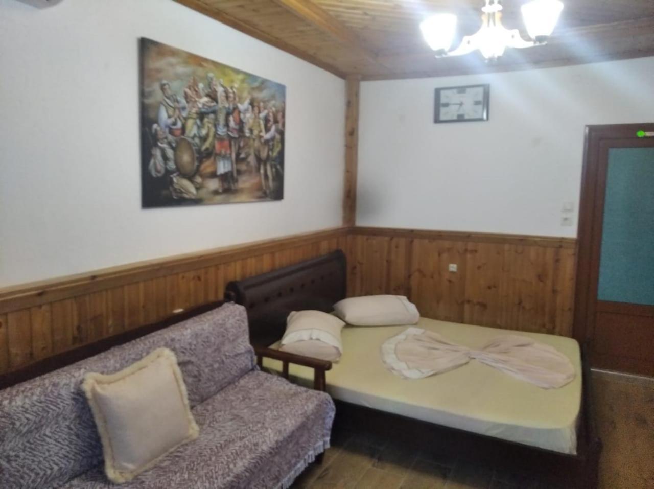 Guest House Bake Gjirokastër Buitenkant foto